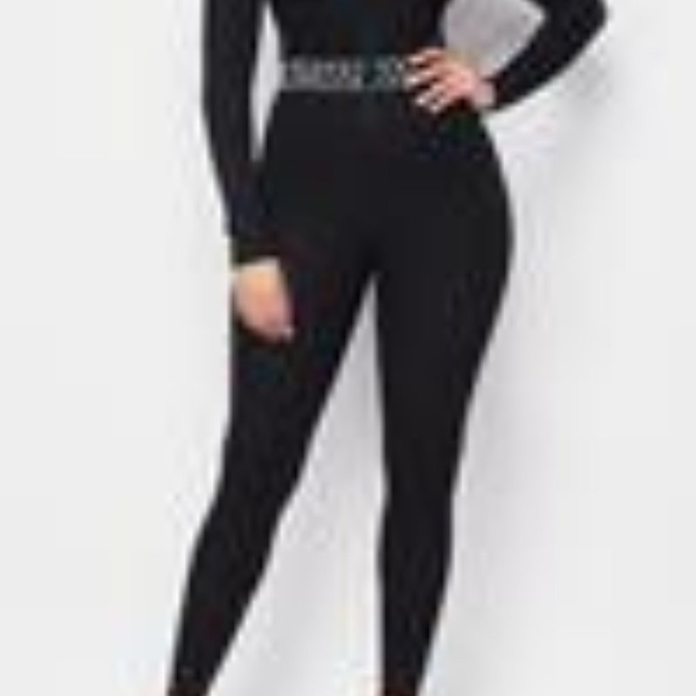 Woman Print jumpsuit w/front zipper - Picture 3 of 5